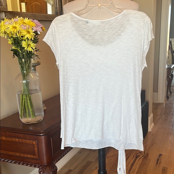 Oversized White Tie-Front Short Sleeve Tee - Picture 9 of 10